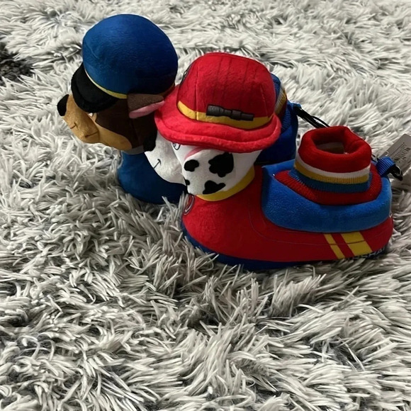 New! Paw Patrol Slippers Size 7-8 - Picture 2 of 6
